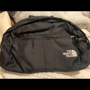 Never used North Face Fanny Pack